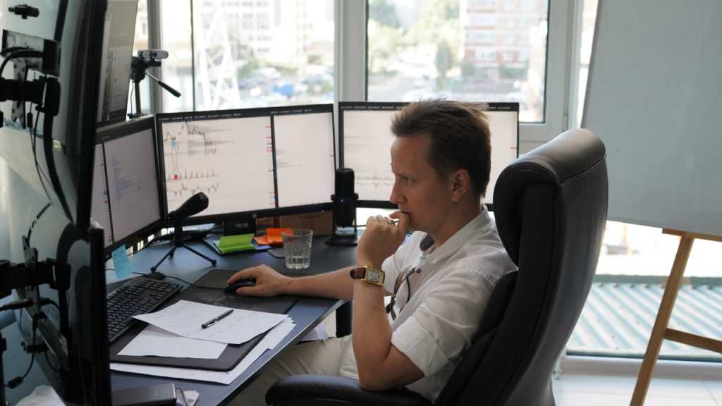 Финансовая пирамида: как ее распознать и можно ли на этом заработать? | новости иркутска, иркутской области