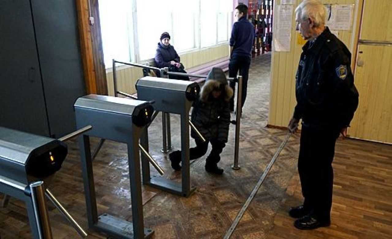 Новый закон: учебные заведения страны будет охранять росгвардия